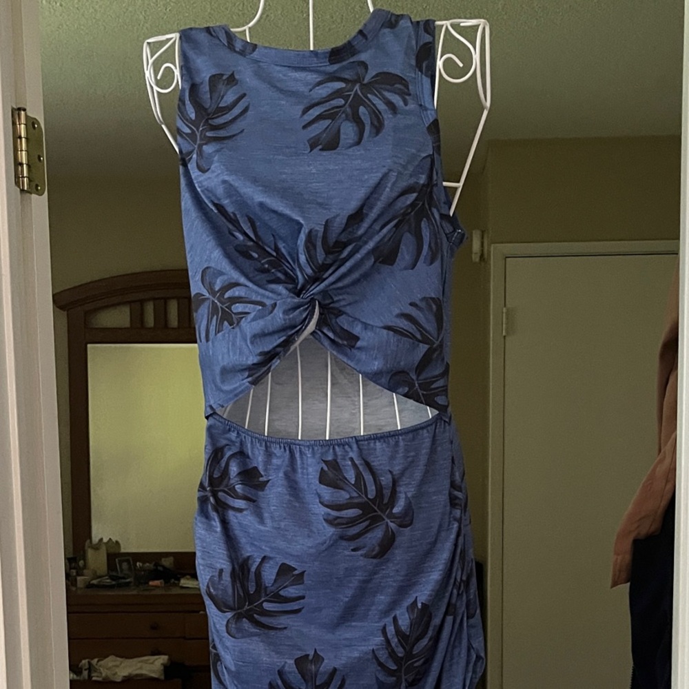 Elegant Asymmetrical Blue Dress with Leaf Print. Gathered sides, midi length